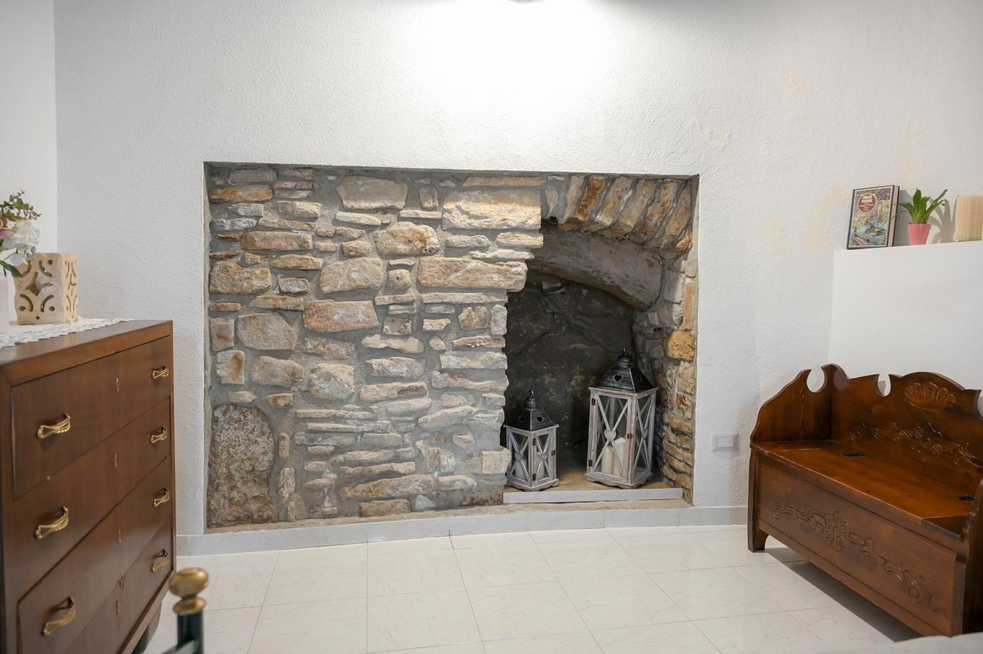 Karlin'S House Anzi - Albergo Diffuso Exterior foto